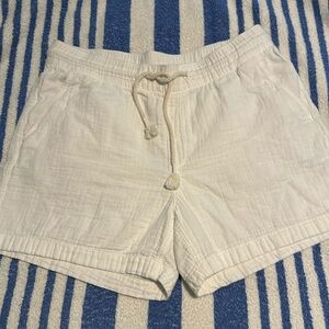 Old Navy pull on shorts white Draw string Gauzy cotton size large women’s